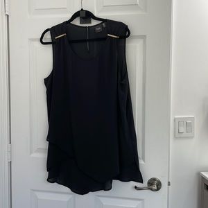 Rafaela black top